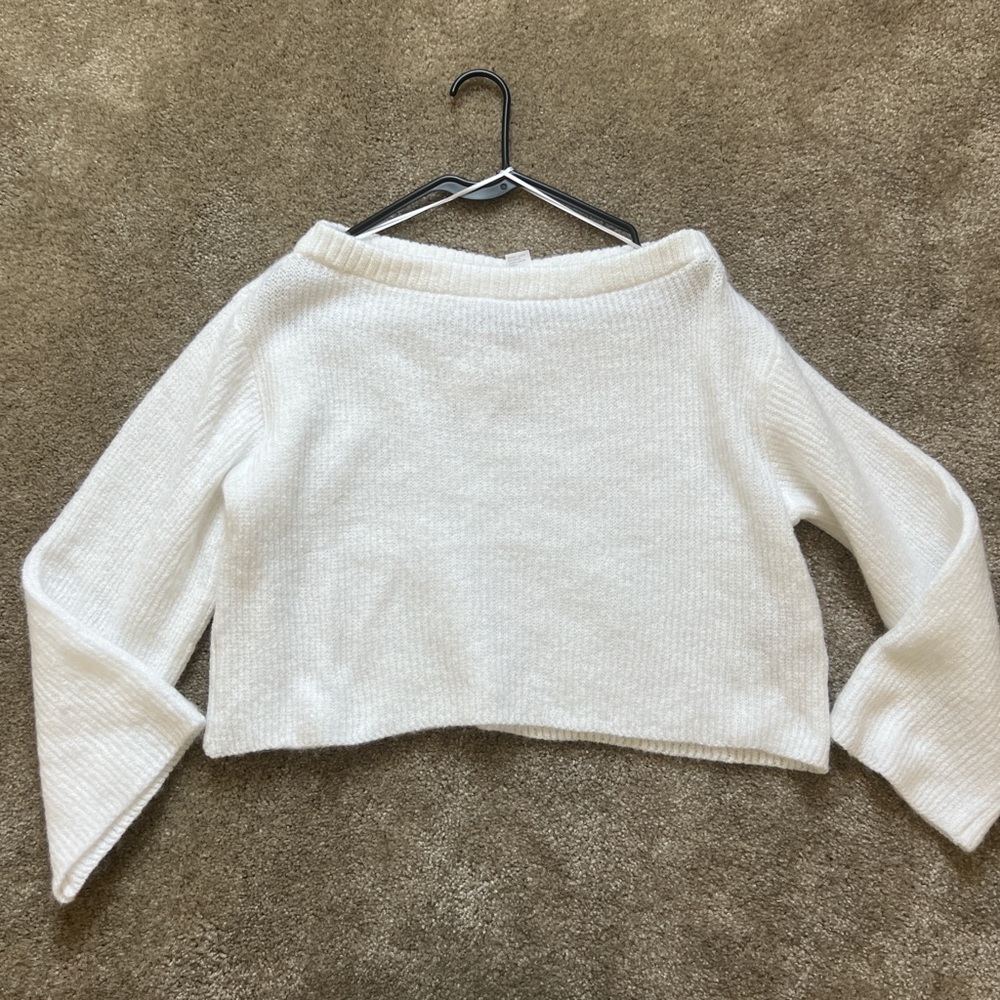H&M CROP SWEATER